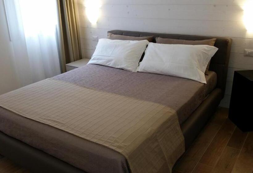غرفة قياسية مزوَّدة بشُرفة, Casa Mafalda