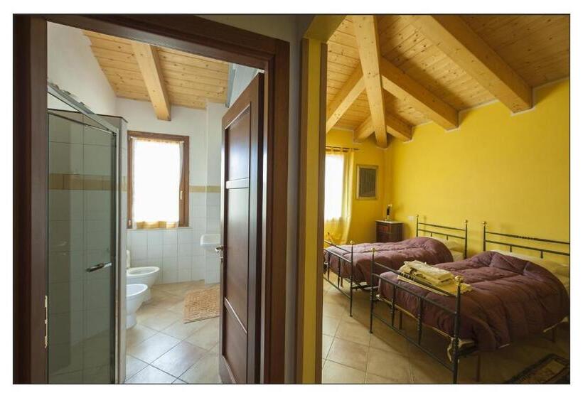 غرفة قياسية مطلّة علي الحديقة, Bed & Breakfast Montesterlino