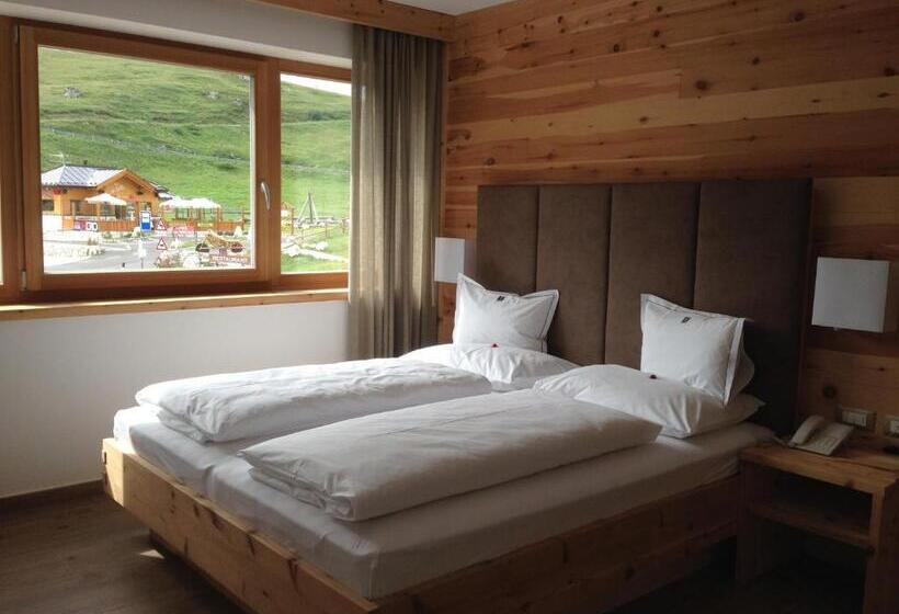 Superior Kamer met Uitzicht, Passo Sella Dolomiti Mountain Resort