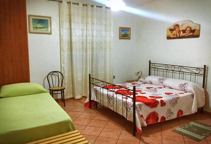 Номер Стандарт Трехместный, Il Normanno B&b