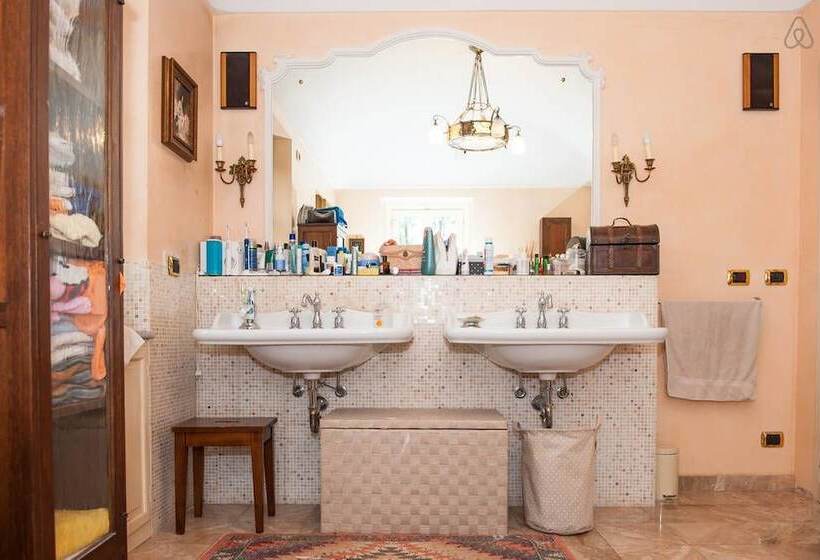 풀장 전망 스위트, Villa Mirano Bed & Breakfast