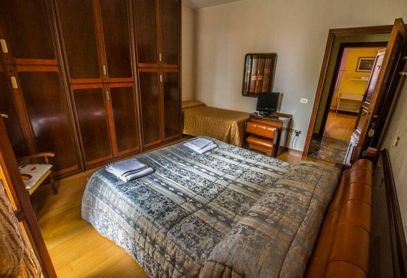 اتاق استاندارد, B&b I Narcisi