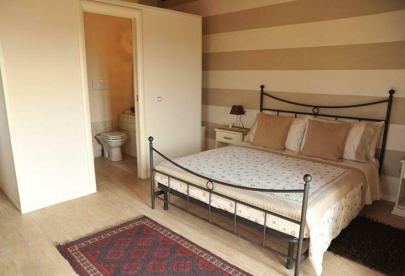 Номер Стандарт Вид на Город, B&b Ronco Degli Ulivi