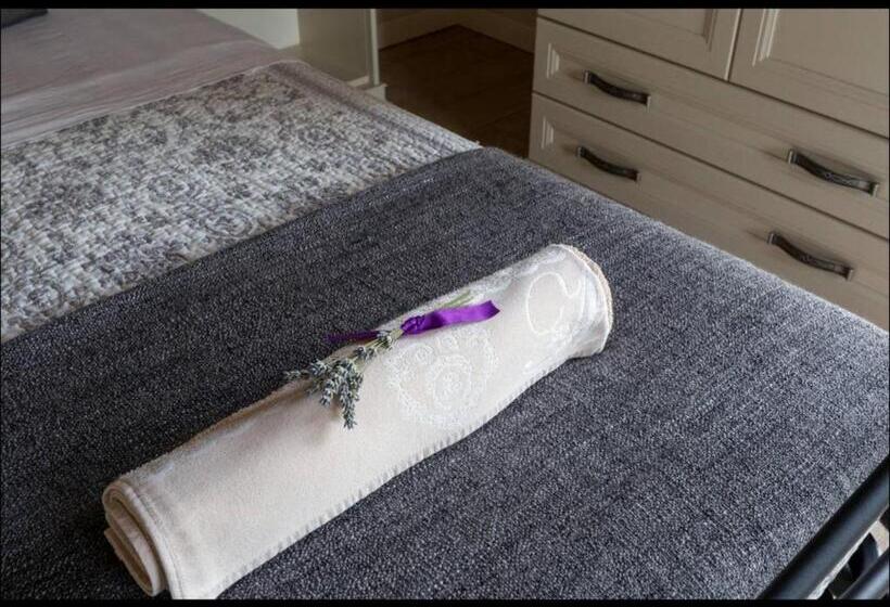 Номер Deluxe Вид на Город, B&b Ronco Degli Ulivi