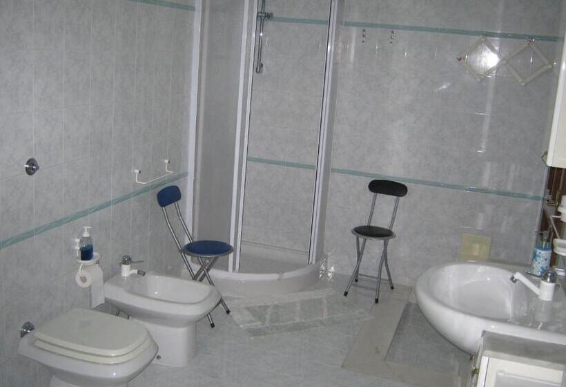 Номер Стандарт Трехместный, Il Laghetto