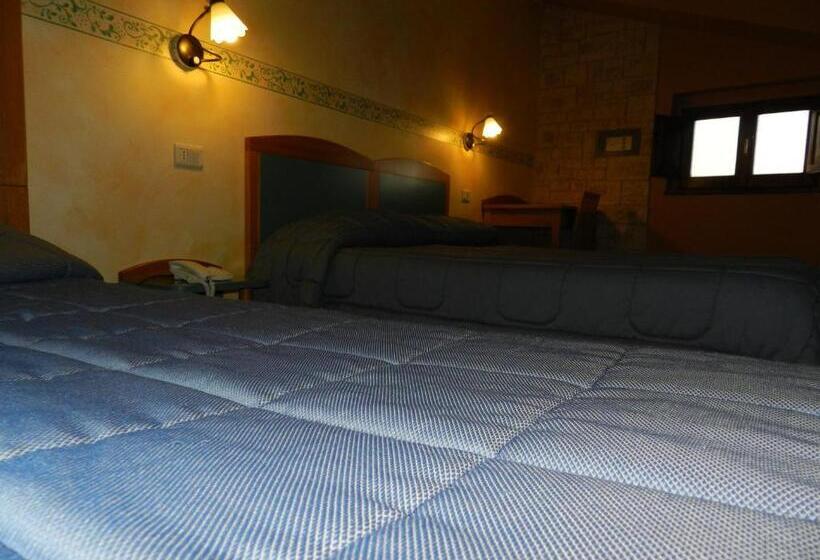 Номер Стандарт Трехместный, Garni B&b La Ruapescocostanzo