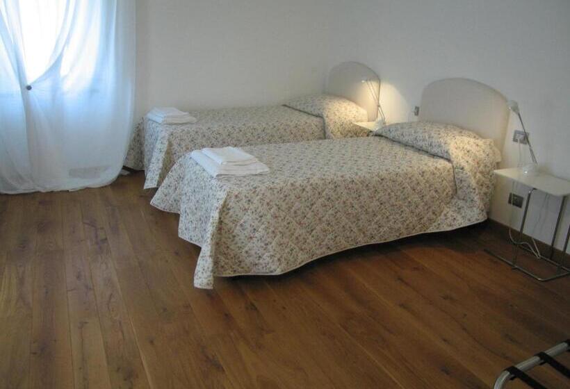 Номер Стандарт, Bed And Breakfast Belvedere