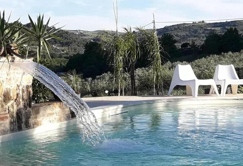 اتاق استاندارد, La Suite Di Segesta