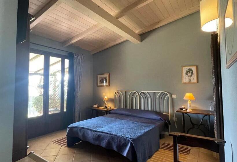 Апартаменты 1 Спальня Вид на Бассейн, Santa Igia Country House