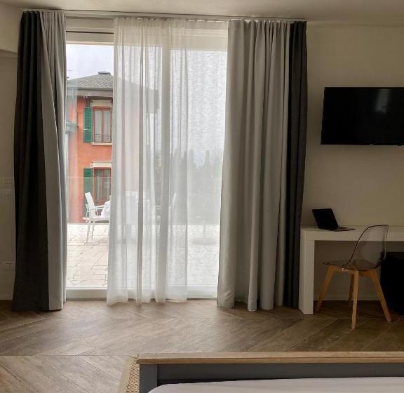اتاق استاندارد چهار تخته, Villa Pioppi