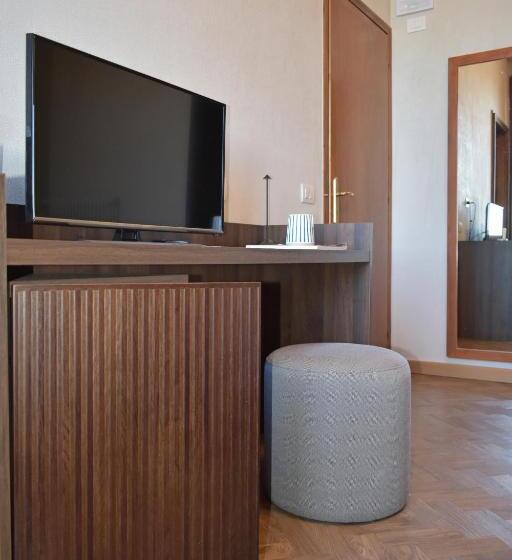 اتاق استاندارد چهار تخته, Villa Pioppi