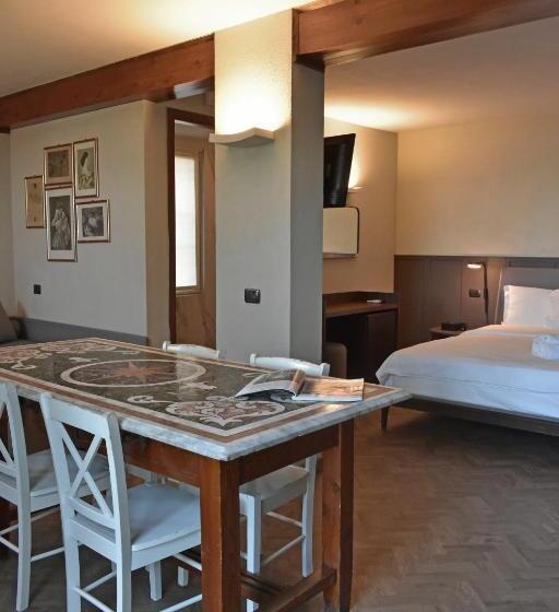 اتاق استاندارد چهار تخته, Villa Pioppi