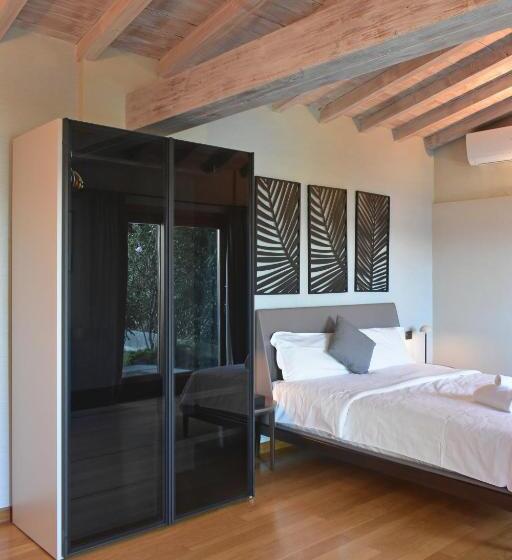 اتاق استاندارد سه نفره, Villa Pioppi
