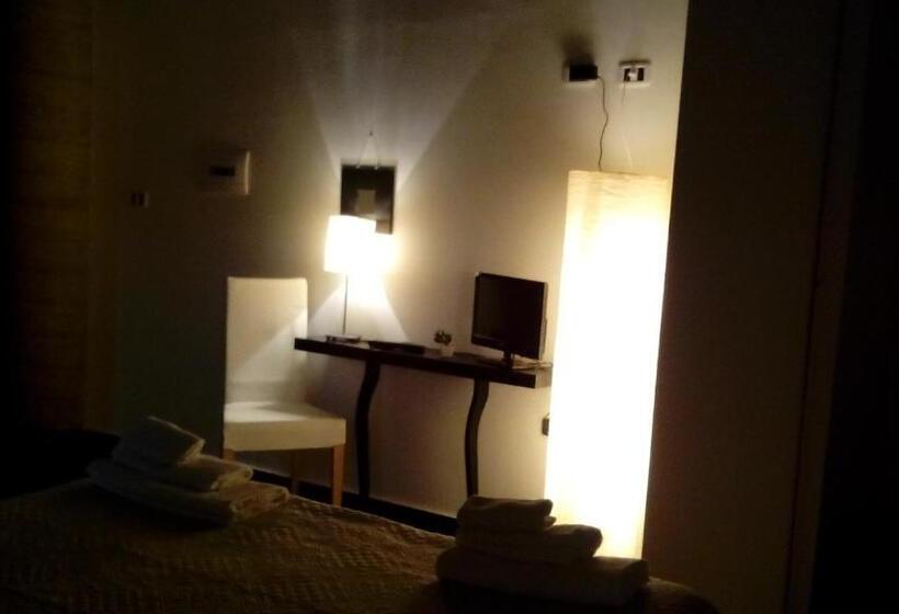 Люкс Вид на Сад, B&b Casa Vacanza Verzellino