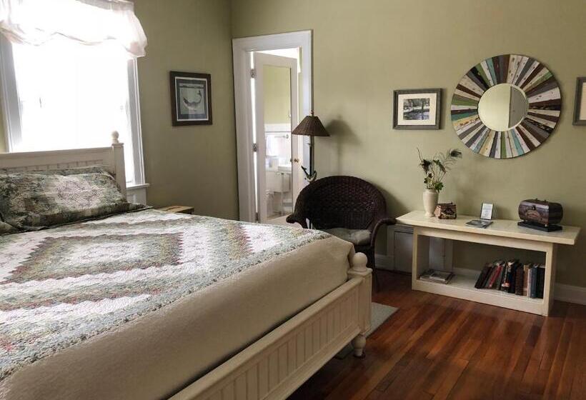 Номер Deluxe Кровать Кинг, Farrell House Lodge At Sunnybrook Trout Club