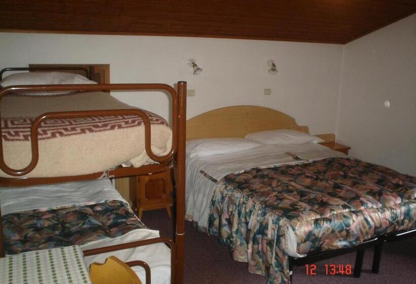 اتاق استاندارد سه نفره, Garnì Villa Cecilia