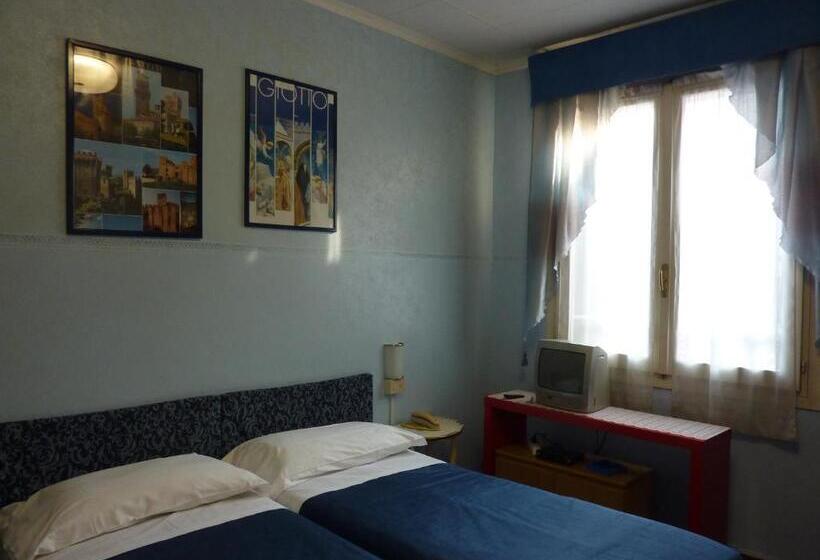 스탠다드 룸, Albergo Junior