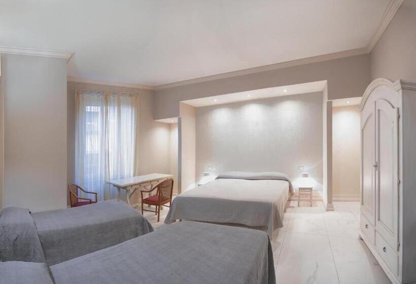 Standard Neljän Hengen Huone, Albergo La Villetta