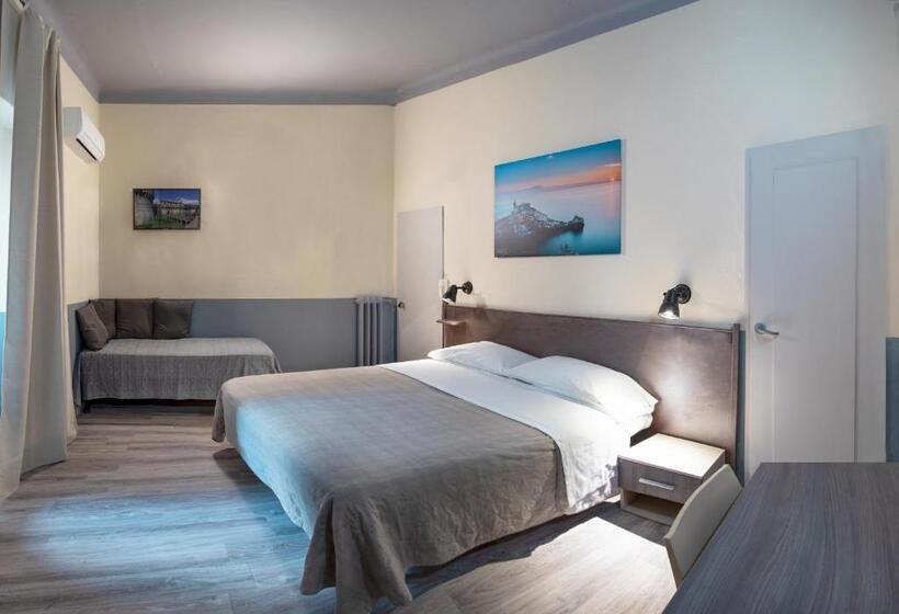 Standard Kolmen Hengen Huone, Albergo La Villetta