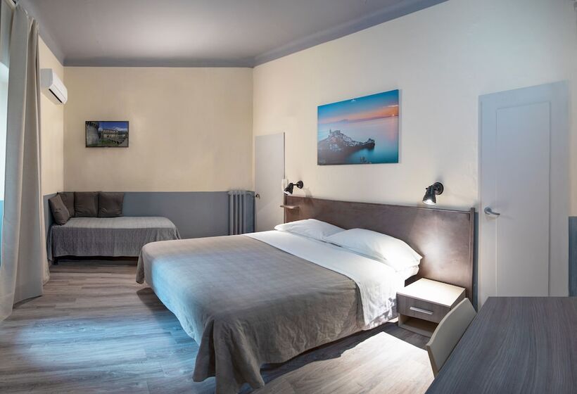 Standard Kolmen Hengen Huone, Albergo La Villetta