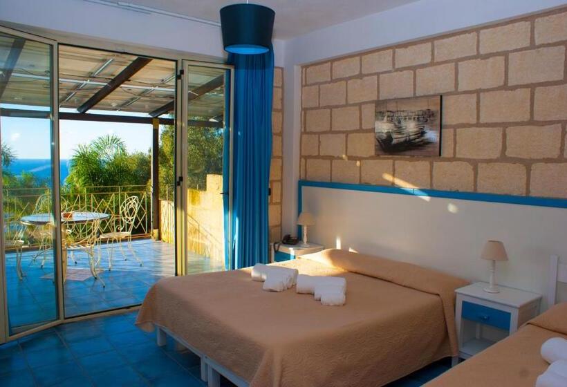اتاق استاندارد, Caposperone Resort