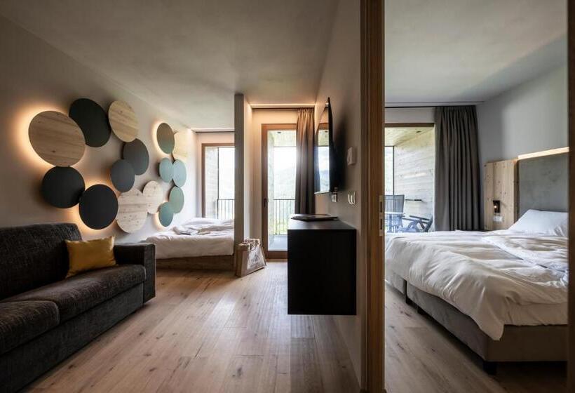 سوییت جونیور با بالکن, Das Mühlwald   Quality Time Family Resort