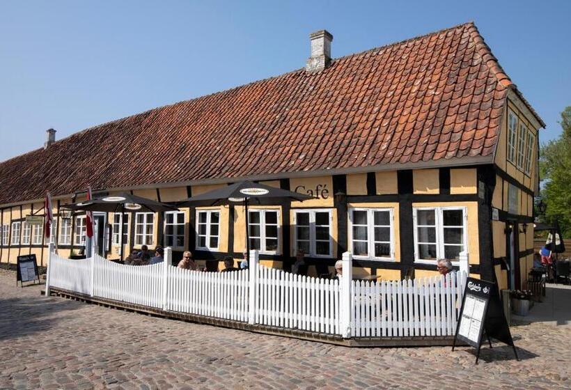 Номер Стандарт с Балконом, Postgaarden I Mariager