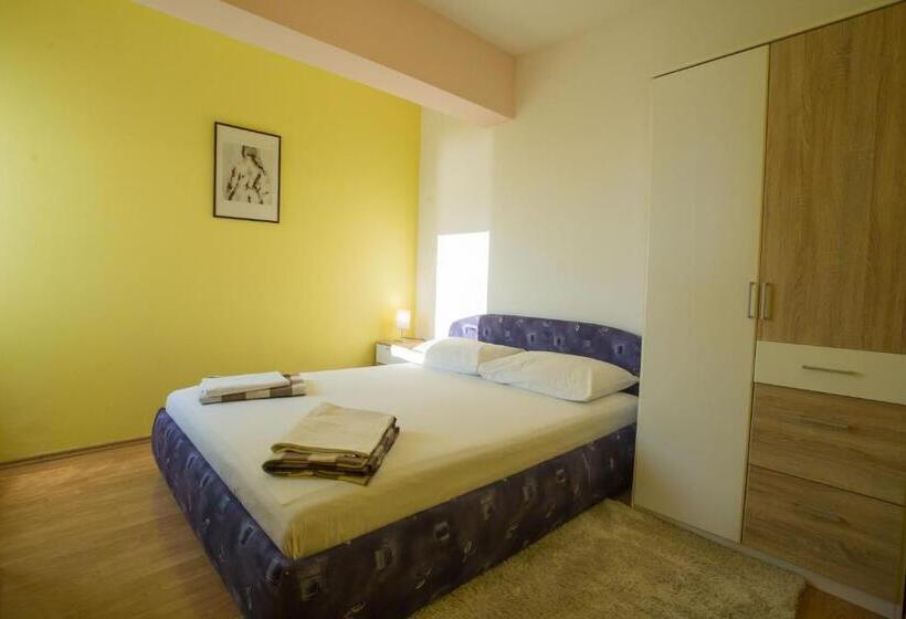 침실1개 아파트 발코니 바다 전망, Aparthotel Pecic