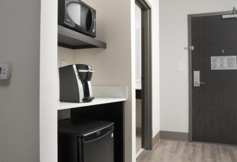장애인용 디럭스룸, Holiday Inn Express & Suites   North Brunswick, An Ihg