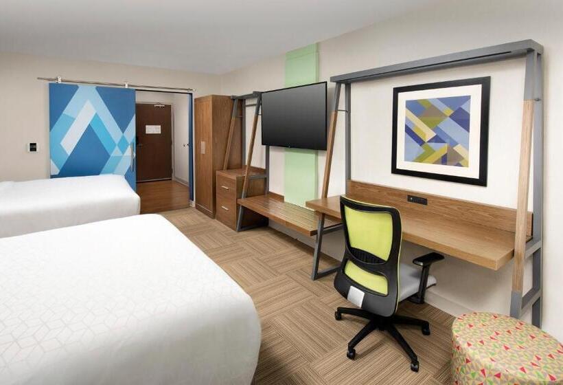 장애인용 디럭스룸, Holiday Inn Express & Suites   North Brunswick, An Ihg