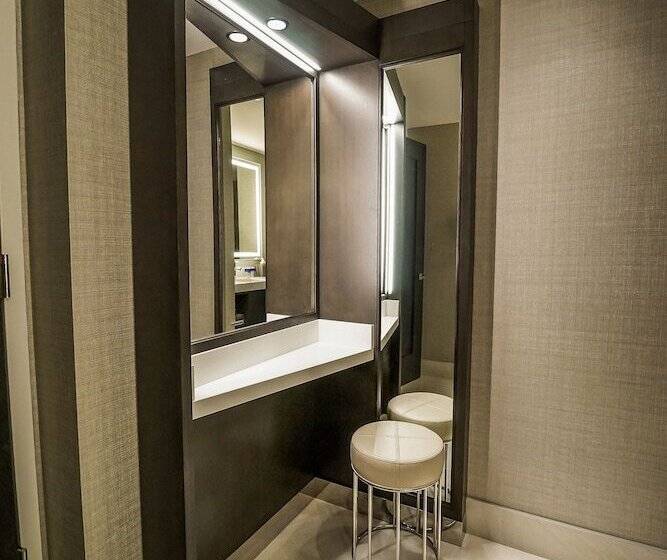 Premium room with river view, Intercontinental   Washington D.c.   The Wharf, An Ihg