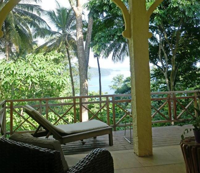 استودیوی استاندارد با چشم‌انداز دریا, Belo Monte Hotel And Museum