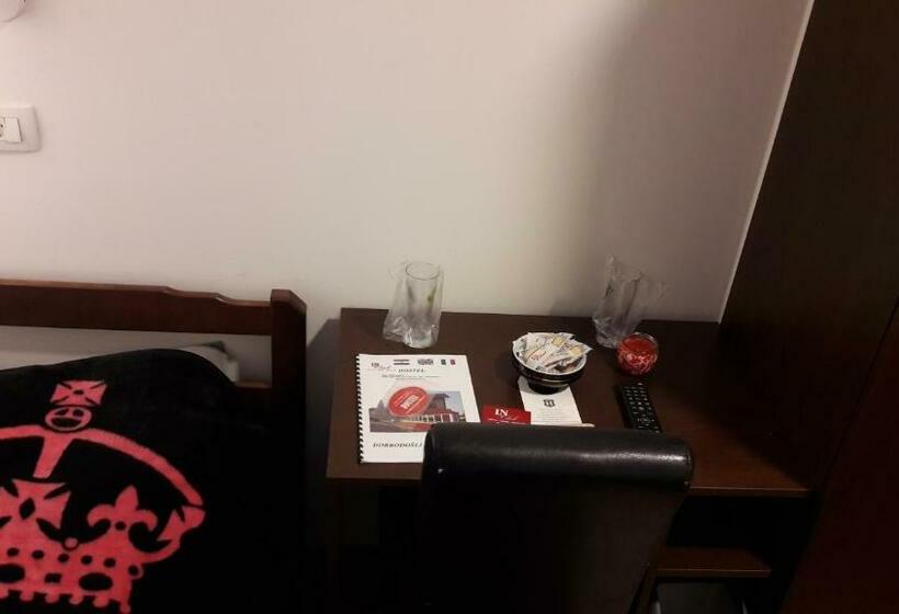 اتاق استاندارد یک تخته با سرویس بهداشتی مشترک, Hostel In Club