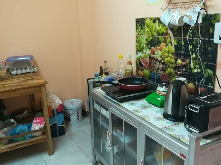 공동 객실, Karma Home Hostel
