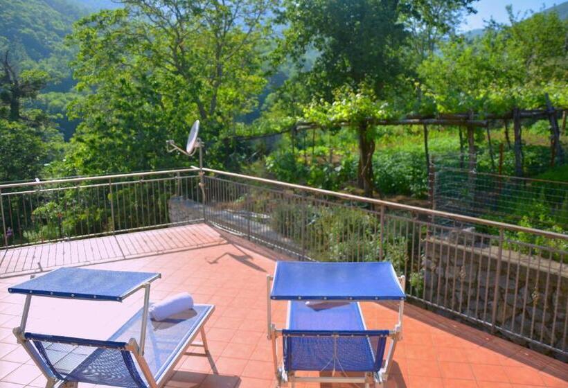 اتاق استاندارد با تراس, Agriturismo Sul Sentiero