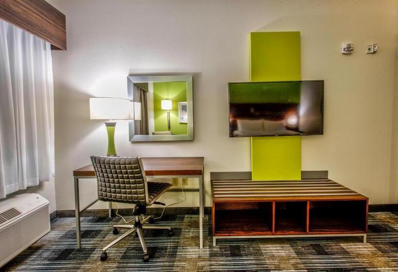 Номер Стандарт Кровать Кинг Адаптированный для Инвалидов, Holiday Inn Express & Suites Dallas Nw   Farmers Branch, An Ihg
