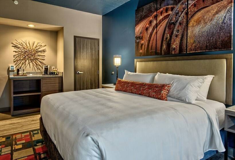 Номер Стандарт, Indigo Pittsburgh University   Oakland, An Ihg