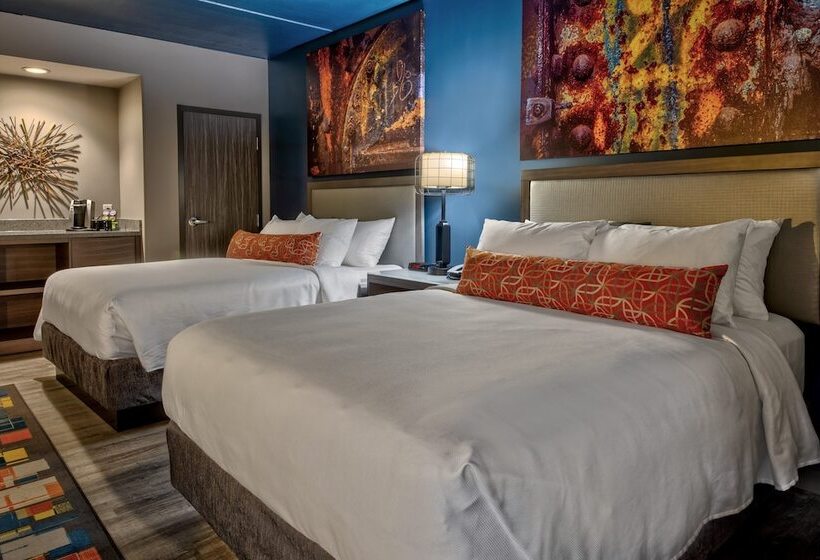Люкс, Indigo Pittsburgh University   Oakland, An Ihg