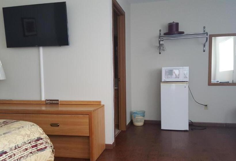 Номер Deluxe, Alpine Motel