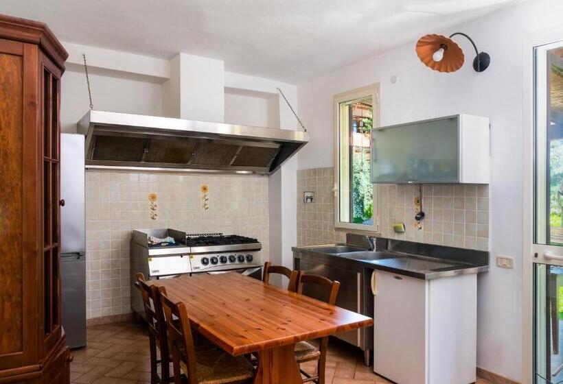 آپارتمان 1 خوابه با چشم‌انداز باغ, Agriturismo Al Girasole