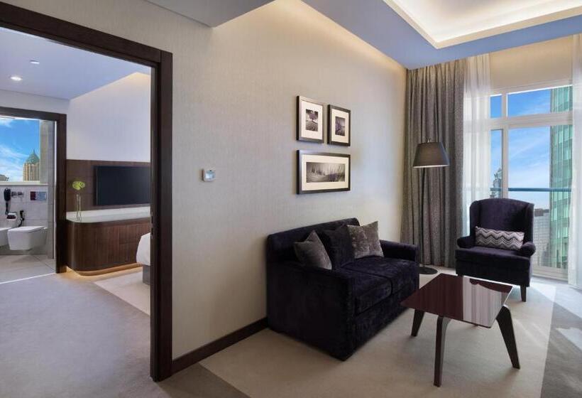 Полулюкс, Radisson Blu Hotel, Dubai Waterfront