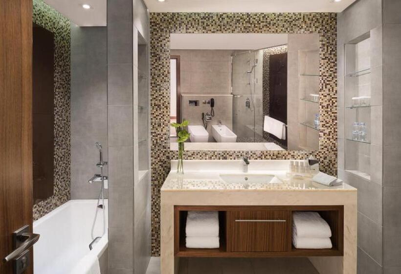 Номер Стандартный с Видом, Radisson Blu Hotel, Dubai Waterfront