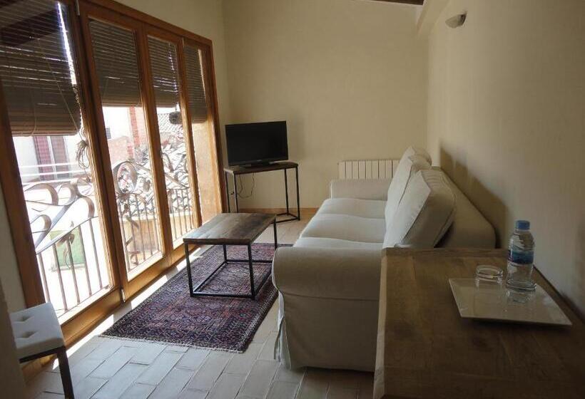 سوییت, Rural Cal Torner Adults Only