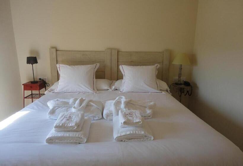 اتاق استاندارد, Rural Cal Torner Adults Only
