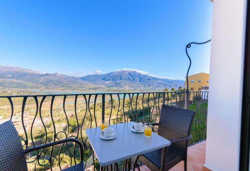 Номер Стандарт Вид на Озеро, Las Orquideas Hotel Spain