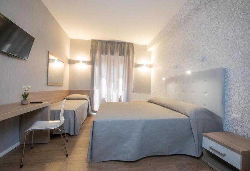 اتاق استاندارد سه نفره, B&b Fantasie Romane