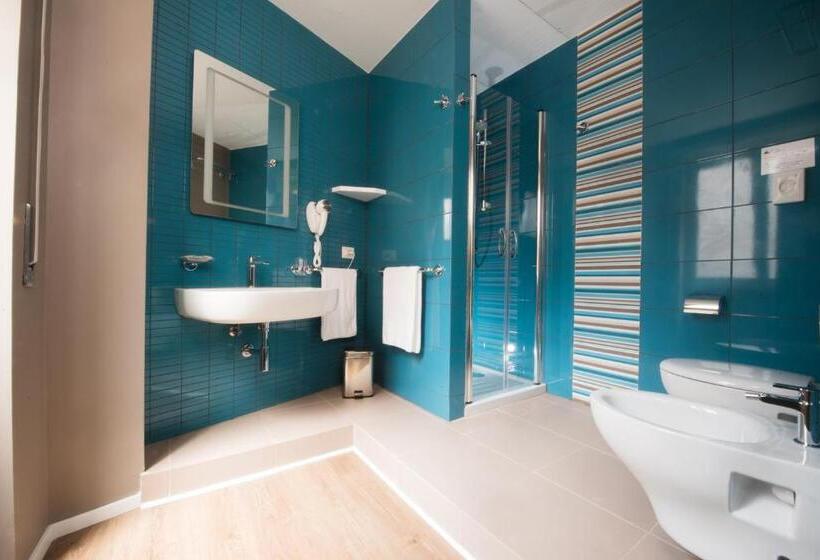 اتاق استاندارد چهار تخته, B&b Fantasie Romane
