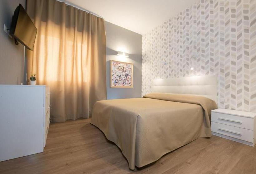 اتاق استاندارد سه نفره, B&b Fantasie Romane