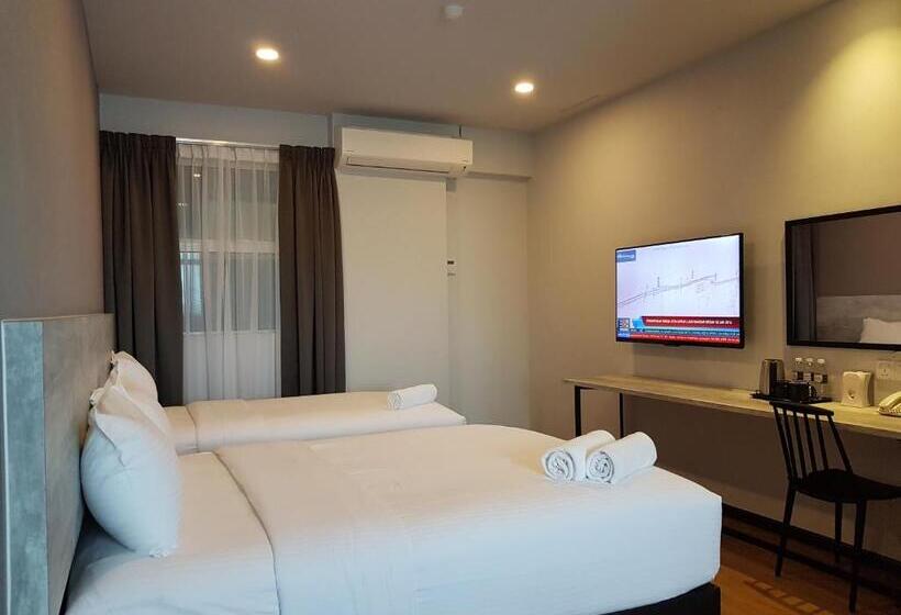 Семейный Номер, The Leverage Lite Hotel Kuantan