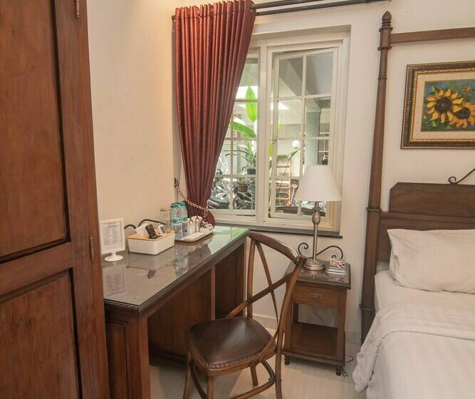 Quarto Deluxe, Front One Boutique Baluran Malang